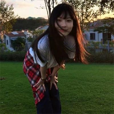 向下扭曲